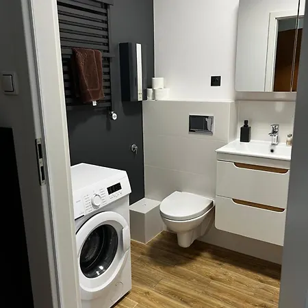 Ξενοδοχείο με διαμερίσματα Delta Apart-house Βρότσλαβ