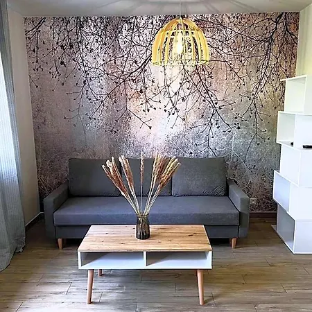 Delta Apart-house Aparthotel