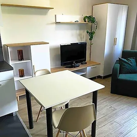 Delta Apart-house 3* Wrocław