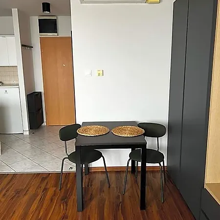 Delta Apart-house 3* Wrocław